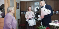 Председателя Алтайской краевой общественной организации «Жители блокадного Ленинграда» Светлану Михайловну Ерыгину поздравили с днем рождения - Администрация г. Барнаул