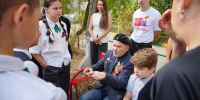 Для ветерана Великой Отечественной войны Леонида Николаевича Нанояна в городе-герое Новороссийске провели персональный парад - Город-герой Новороcсийск