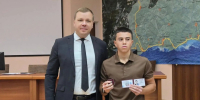 Глава муниципалитета вручил удостоверения «Мастер спорта России» туапсинским спортсменам - Туапсинский муниципальный округ