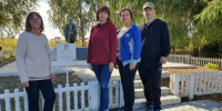 Сотрудники Мценского районного дома культуры приняли участие в субботнике на братском захоронении - Газета Мценский край