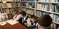 Громкое чтение книги Леонида Епанешникова «Вместе с солнцем» - ЦБС Минераловодского муниципального округа