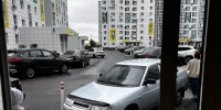 «Короля парковки» запечатлели во дворе воронежского ЖК - МОЁ! Online