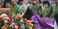 Преосвященнейший Евфимий, епископ Усманский, викарий Липецкой епархии совершил Божественную литургию в Троицком соборе Свято-Троицкого Александра Свирского мужского монастыря - Липецкая Епархия