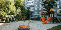 В Курске устанавливают новые детские площадки - Курская правда