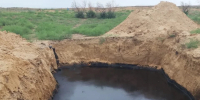 Астраханское предприятие заплатило более миллиона рублей за слив нефти на почву - Комсомольская Правда