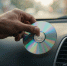 Зачем водители суют CD-диски под лобовое стекло: в ГАИ давно раскрыли эту уловку - Progorod33.Ru