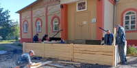 Металлурги восстановят крыльцо храма - MyOmutninsk.Ru