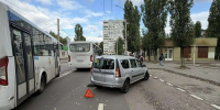 В ДТП с маршруткой пострадал 11-летний мальчик в Воронеже - Обозреватель.Врн