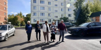 Единое полотно вместо заплаток: еще две дворовые территории привели в порядок в Волоколамске - MosRegToday.Ru