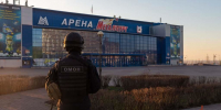 Росгвардия обеспечила антитеррористическую защищенность на матче регулярного чемпионата Континентальной хоккейной лиги в Челябинской области - Росгвардия