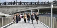 Новый мост длиной 170 метров возвели в русле Водоотводного канал в Москве - Звездный бульвар