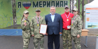 Василий Ложкин вручил награды победителям и призерам турнира по дартсу - Министерство региональной безопасности