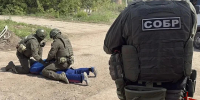 В Башкортостане при силовой поддержке СОБР Росгвардии задержаны подозреваемые в похищении человека - Росгвардия