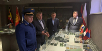 Прокурор Ленинградской области посетил АО «Транском» и провел личный приём работников - Газета Лужская правда
