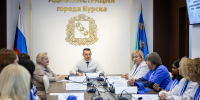 Десять творцов участвуют в Международном пленэре художников в Курске - Городские Известия