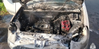 В костромском райцентре средь бела дня вспыхнул автомобиль - K1News.Ru