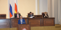 Таймураз Тускаев провел заседание Совета Парламента РСО-Алания - Парламент Республики
