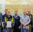 Помогавших спасению погорельцев в центре Мурманска наградили в мэрии - SeverPost.ru