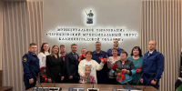 Руководитель СУ СК по Калининградской области вручил ключи от новых квартир жителям аварийного дома в Черняховске - KaliningradToday.Ru