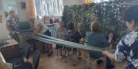 Жители Шатровского округа отправили на спецоперацию 119 маскировочных сетей и 1385 окопных свечей - Новый мир
