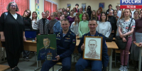 Портреты в подарок: как прошла встреча студентов колледжа искусств с бойцами СВО - ГТРК Псков