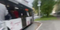 В Череповце пассажиры устроили драку в автобусе №18 - Город Че
