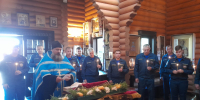 Храм Спаса Нерукотворного поселка Волоконовка посетил личный состав подразделения МЧС поселка Волоконовка - Валуйская епархия