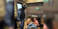 В Хабаровске сотрудники Росгвардии пресекли противоправные действия  граждан на охраняемом объекте - Росгвардия