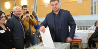 Виталий Хоценко__выборы - РИА Омск-информ