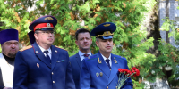 Руководитель следственного управления Марк Сергеевич Харламов почтил память воинов, погибших в годы Великой Отечественной войны - Следственный комитет