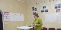 Первой в посёлке Приволжский проголосовала Вера Сальникова - Газета Новая жизнь