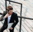 happy-young-businessman-walking-outdoors.jpg - Центр Мой бизнес