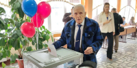 На избирательном участке №211 в гимназии №17 проголосовал Анатолий Михайлович Терехов, участник Великой Отечественной войны, Герой Кузбасса, Почётный гражданин Кузбасса и города Кемерово - Администрация города