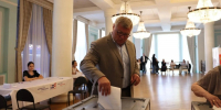 Губернатор Астраханской области проголосовал на выборах - Астрахань 24