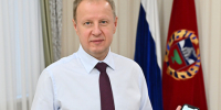 Губернатор Виктор Томенко проголосовал на выборах через систему ДЭГ и призвал жителей Алтайского края сделать свой выбор - Администрация Алтайского края