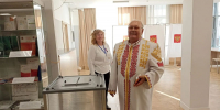Представители национальных культурных автономий голосуют в первый день выборов - Единая Россия