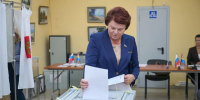 Марина Оргеева проголосовала на своём избирательном участке в Светлогорске - Единая Россия