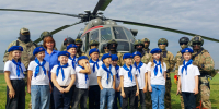 Юнармейцы «Гвардейских ласточек» познакомились с авиацией Росгвардии в Кузбассе - Росгвардия