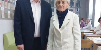 101-летняя жительница Великих Лук проголосовала на выборах в гимназии имени Ковалевской - Pln-Pskov.Ru