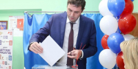 На выборах депутатов Госдумы проголосовал мэр Воронежа Сергей Петрин - Bloknot-Voronezh.Ru