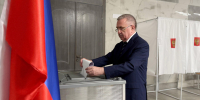 Юрий Левицкий проголосовал на выборах - Народное Собрание