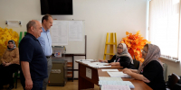 Муслим Телякавов ознакомился с организацией голосования в Хасавюрте - Администрация МО г. Хасавюрт
