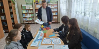 «Цветок мира»: мастер-класс в Каракашлинской библиотеке - Ютазинский район