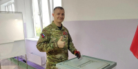 «Каждый должен прийти и проголосовать»: так считает участник боевых действий на Северном Кавказе, ветеран СВО, выпускник программы «СВОи Герои. Кузбасс» Антон Чувашов - Администрация города