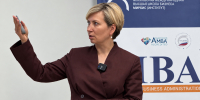 Анна Бурлакова на презентации программ МВА и ЕМВА - МИРБИС