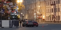 Каршеринг и Peugeot столкнулись на Октябрьской площади в Пскове. ВИДЕО - Pln-Pskov.Ru