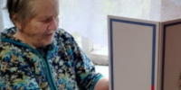100-летняя смолянка проголосовала на выборах в Госдуму в свой юбилей - О чём Говорит Смоленск