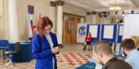 Стартовал второй день выборов депутатов ГосДумы РФ девятого созыва - Единая Россия