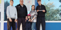 В Мензелинске многодетная семья Сарваровых пришла на выборы в полном составе - Мензеля