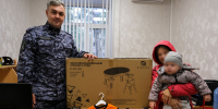 Росгвардейцы присоединились к благотворительной акции и оказали адресную помощь семье из Йошкар-Олы - Росгвардия